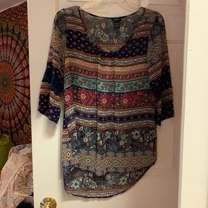 RUE 21 floral top💕